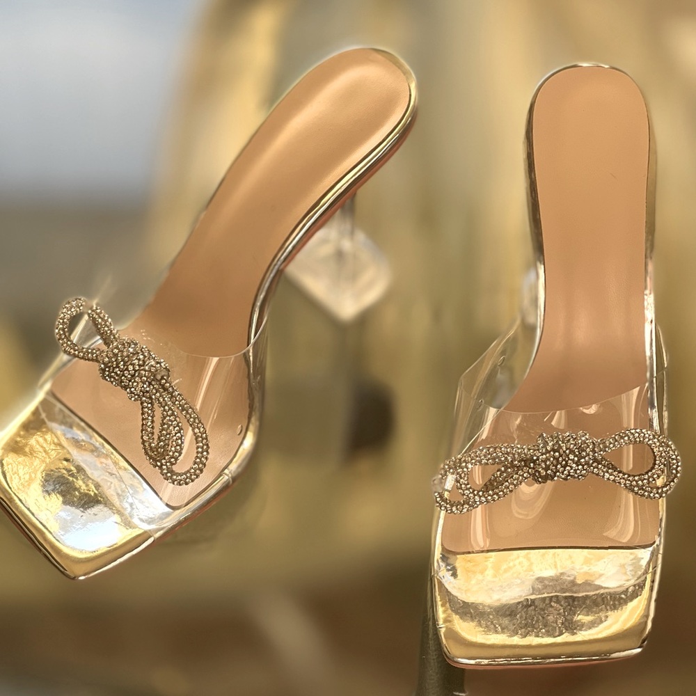Clear sliver bow heels